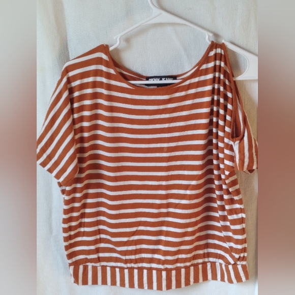 Blouse - Picture 2 of 4